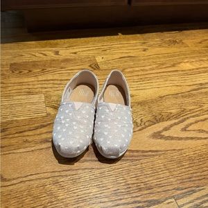 Tom girls shoes with little hearts glitter